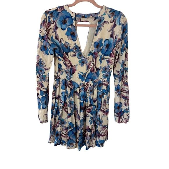 Free People Blue Floral Long Sleeve Keyhole Mini Dress Size 6 Boho festival fall - Picture 8 of 15